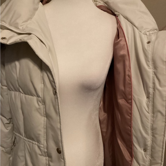 Kate Spade down filled coat, size medium, new with tags - Picture 6 of 8